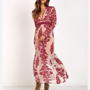 Elegant Burgundy Floral Maxi Dress